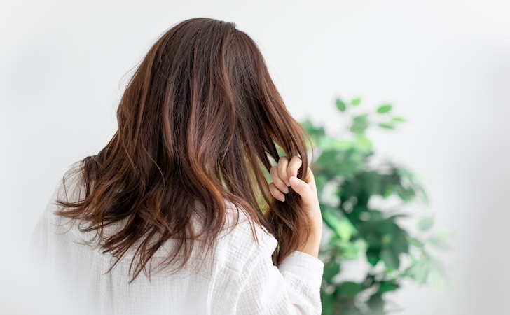 「髪がパサパサする」とはどんな状態？